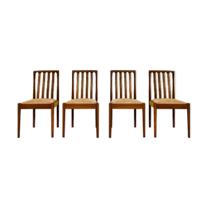 Chaises scandinaves 47
