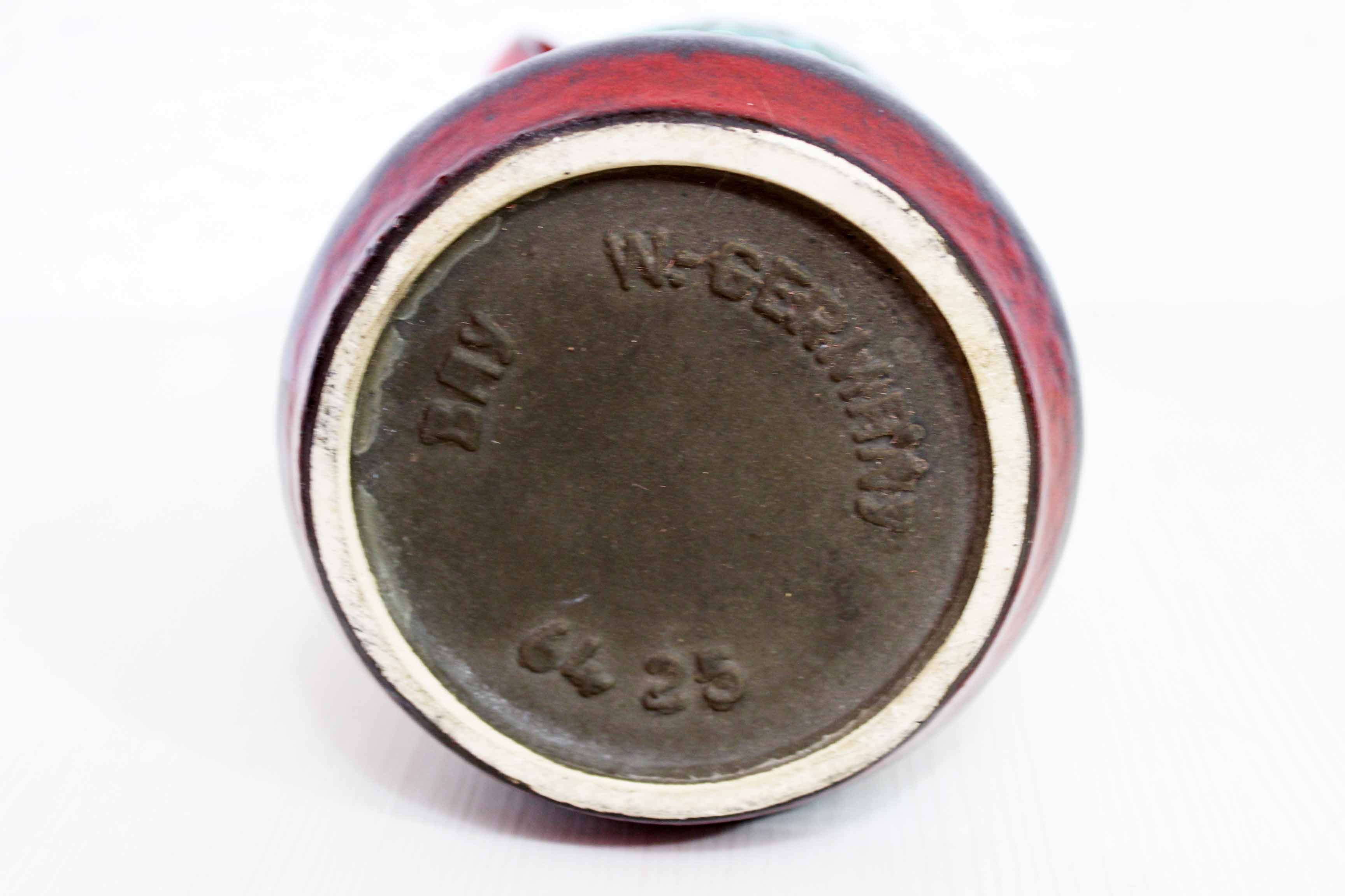 WG 60s vase by Bay Keramik 64-25