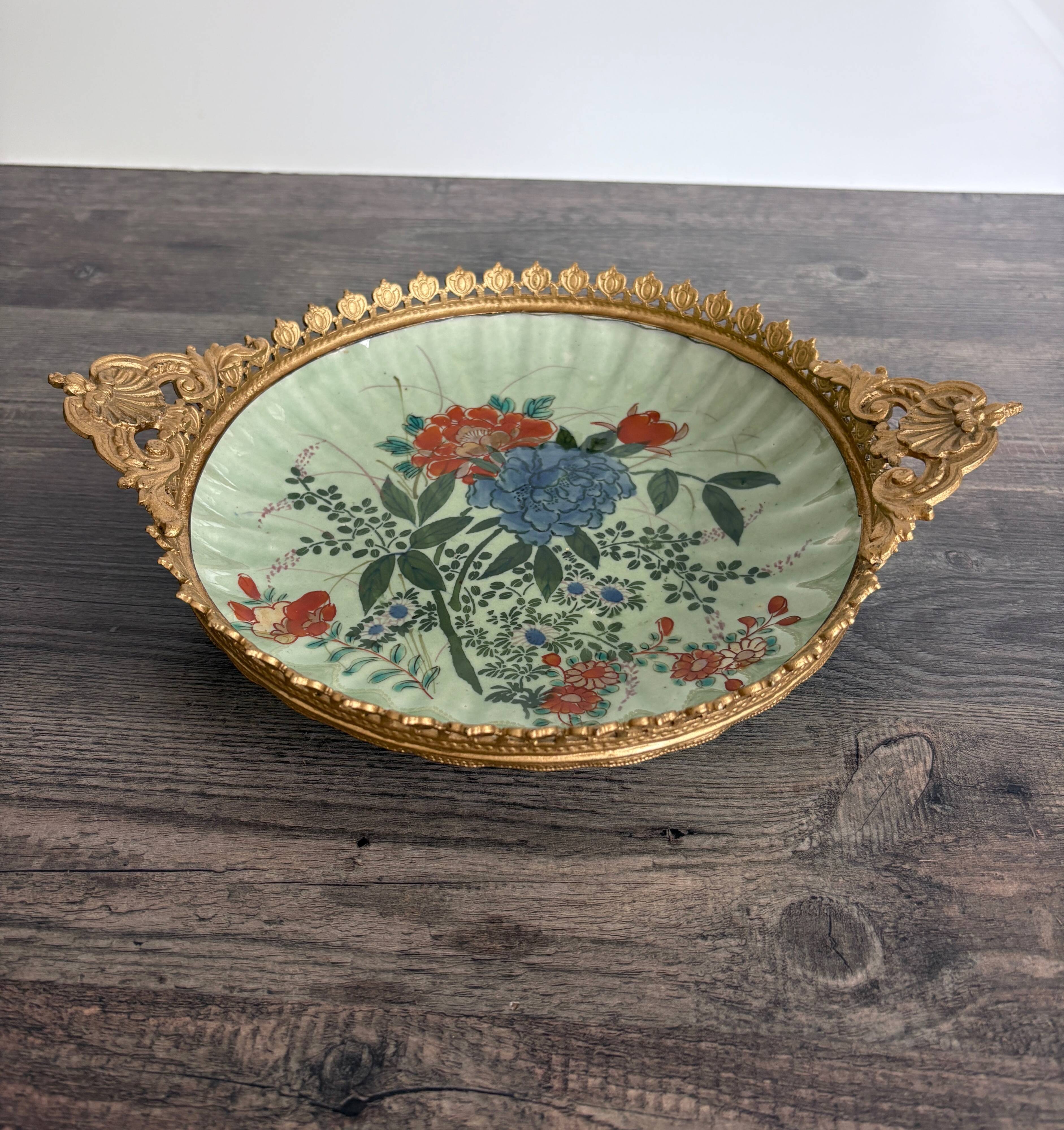 Antique celadon porcelain bowl mounted in gilded bronze, 19th century.