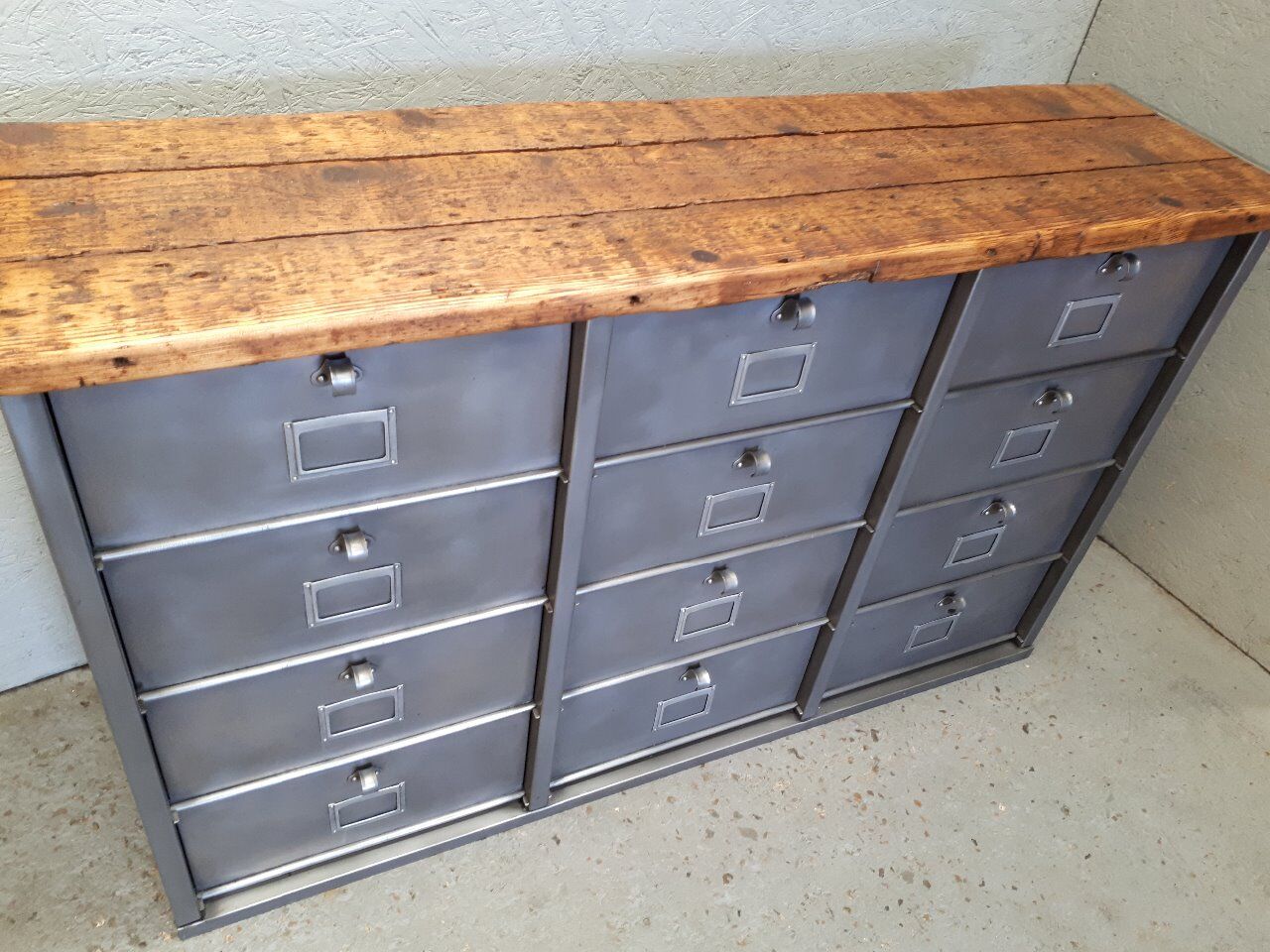 Buffet industrial strafor twelve valves
