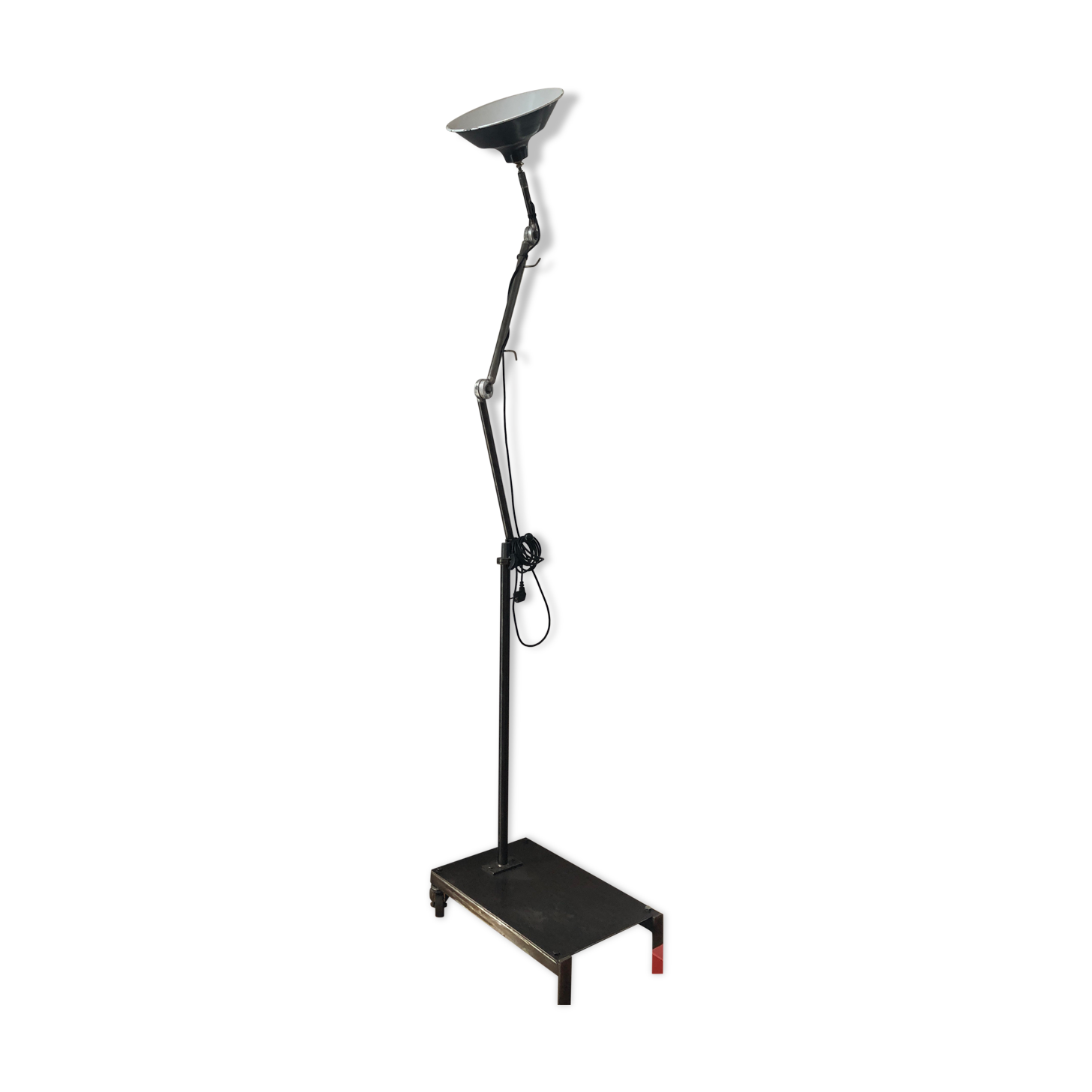 Industrial lamp