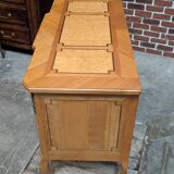 Transitional style chest of drawers