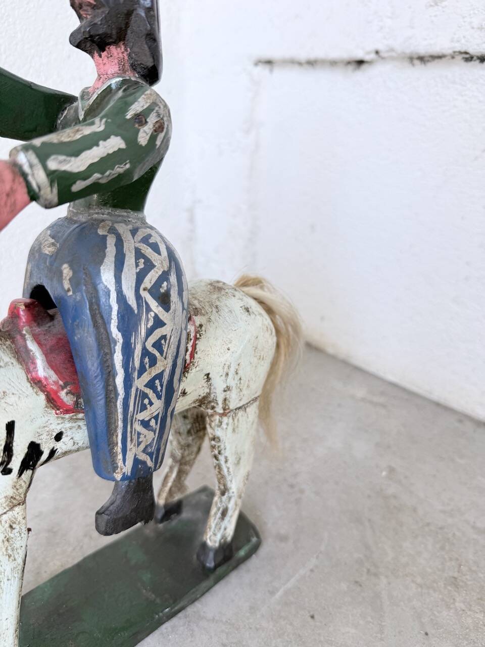 Folk Art statuette horse Guatemala