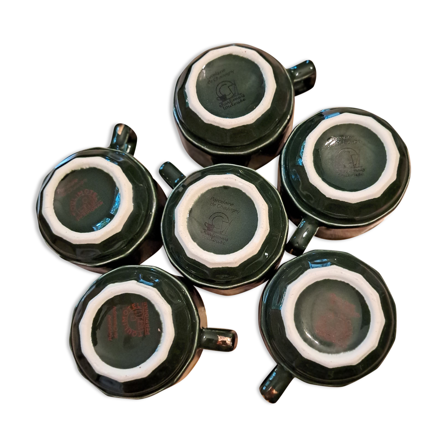 Green and gold coffee cups and sub-cups