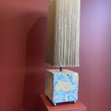 Base stuck blue beige marble-plaster, fringed lampshade Houles, 21st century.