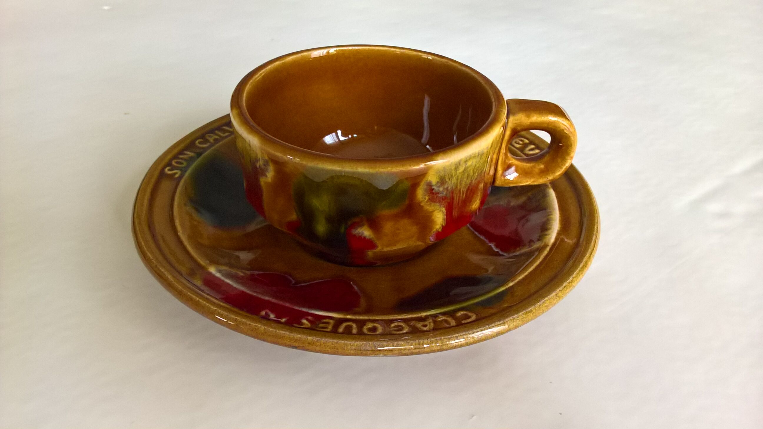 4 coffee cups bistro