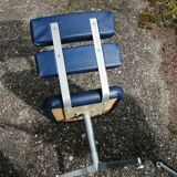 Set of 4 1970s hairdresser chairs in Space Age style.