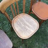 Série de 4 chaises bistrot dépareillées
