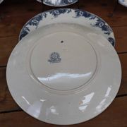 Antique earthenware dessert plates with the lions of France "Pernelle"
