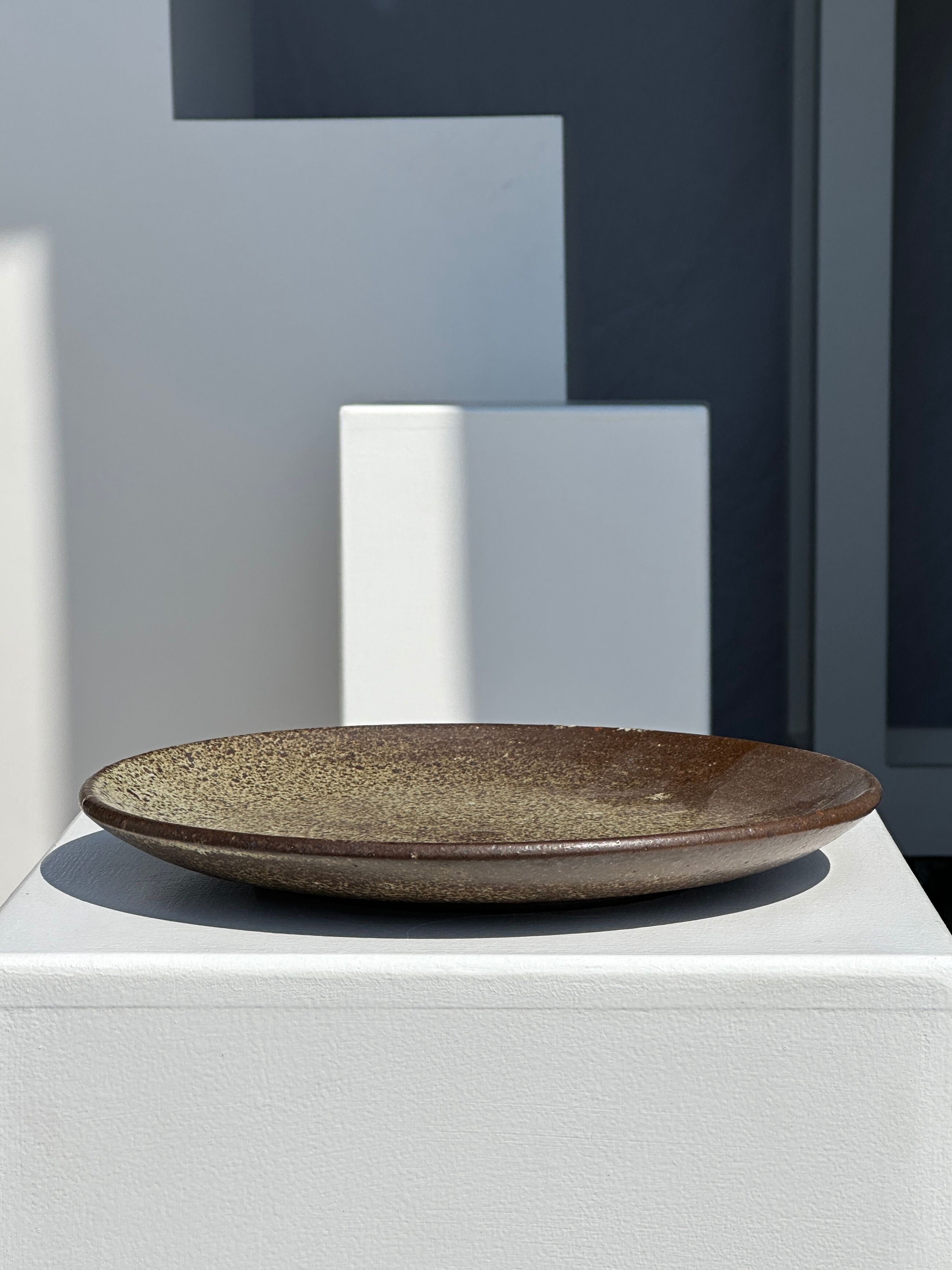 Indonesian green ceramic dish D:26.5