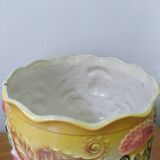 Cache pot ancien en barbotine