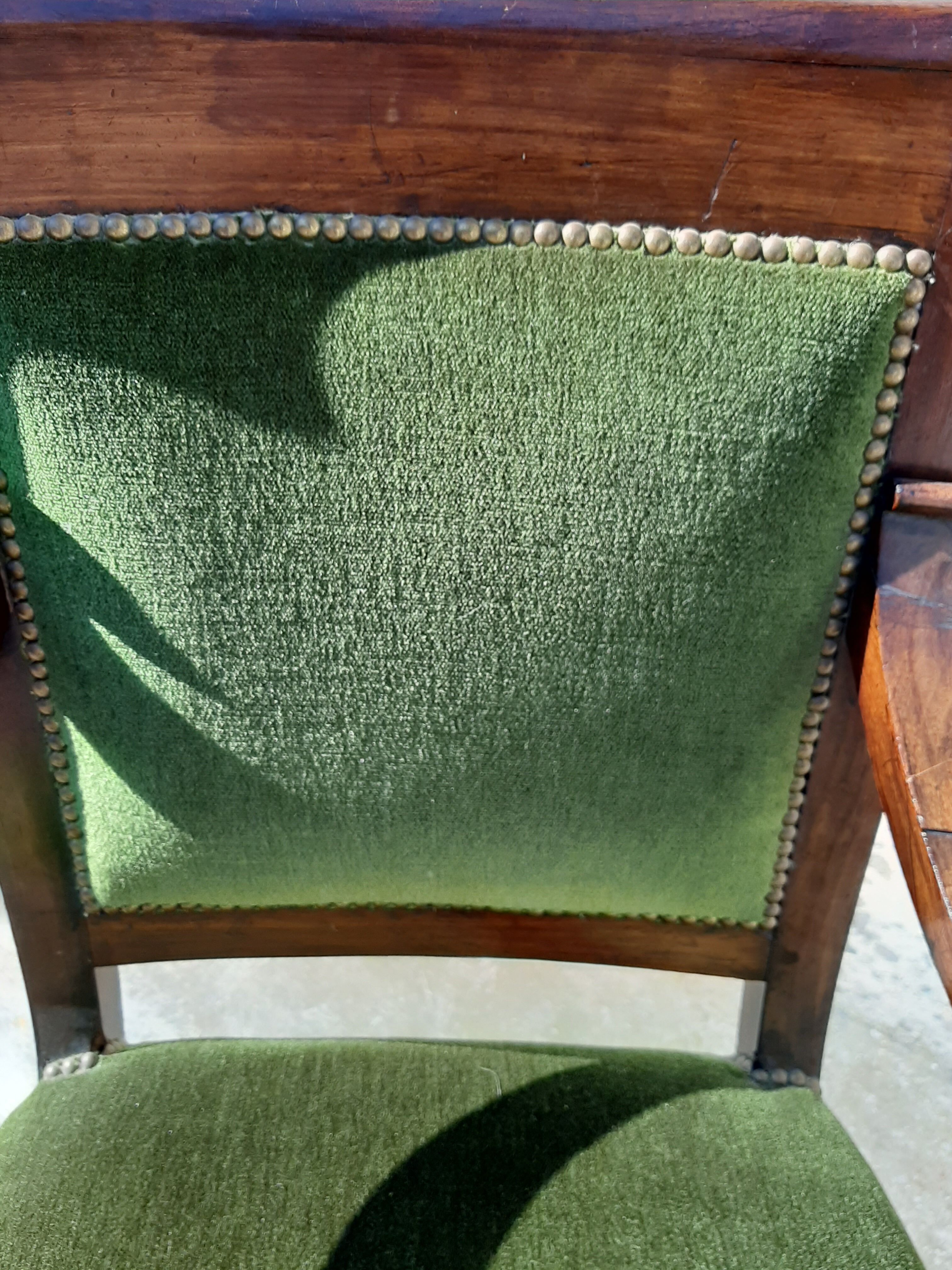 Empire chair with 19th lacrosse