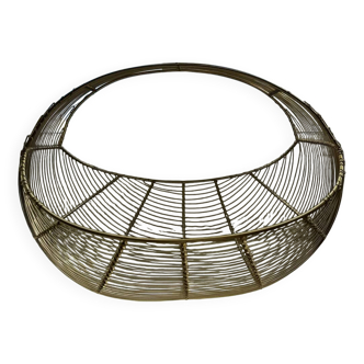 Gold metal magazine rack