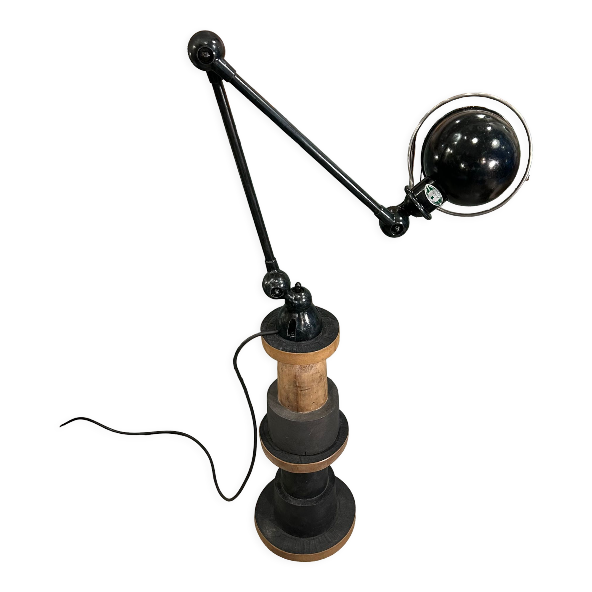 Articulated industrial lamp Jieldé e-reader