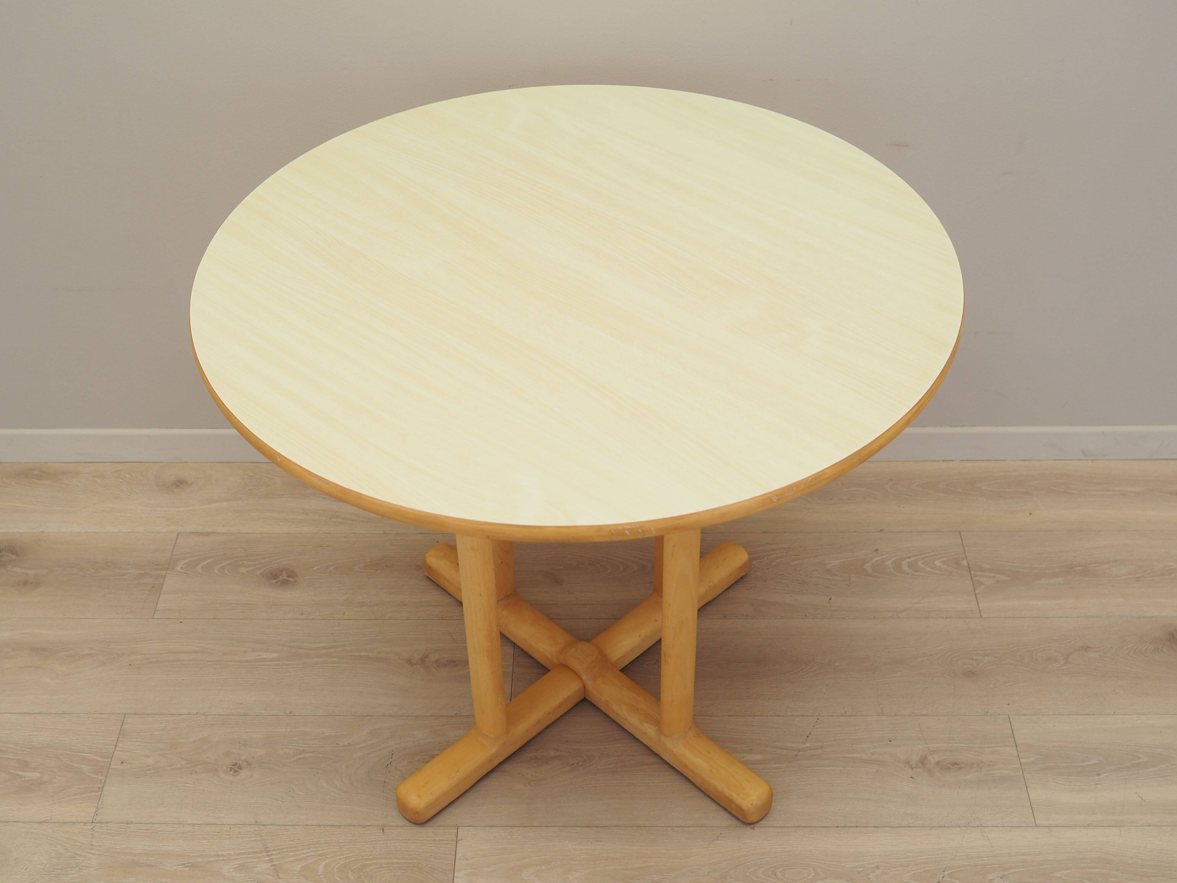 Beech round table, Danish design, 1990s, production: Denmark