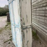 Armoire parisienne en bois