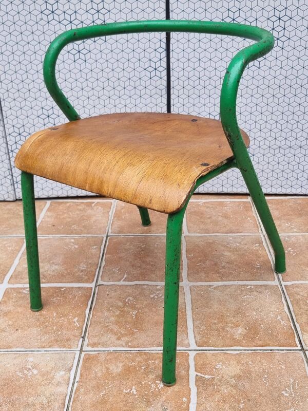 Chaise enfant Mullca 300 par Jacques Hitier – Design 1949