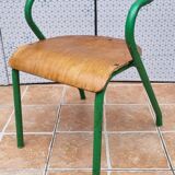 Mullca 300 children's chair by Jacques Hitier – Design 1949