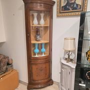 Vitrine d’encoignure ancienne en bois marqueté — Travail début XXe
