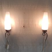 Appliques modernistes en laiton et opaline - mid. XXeme