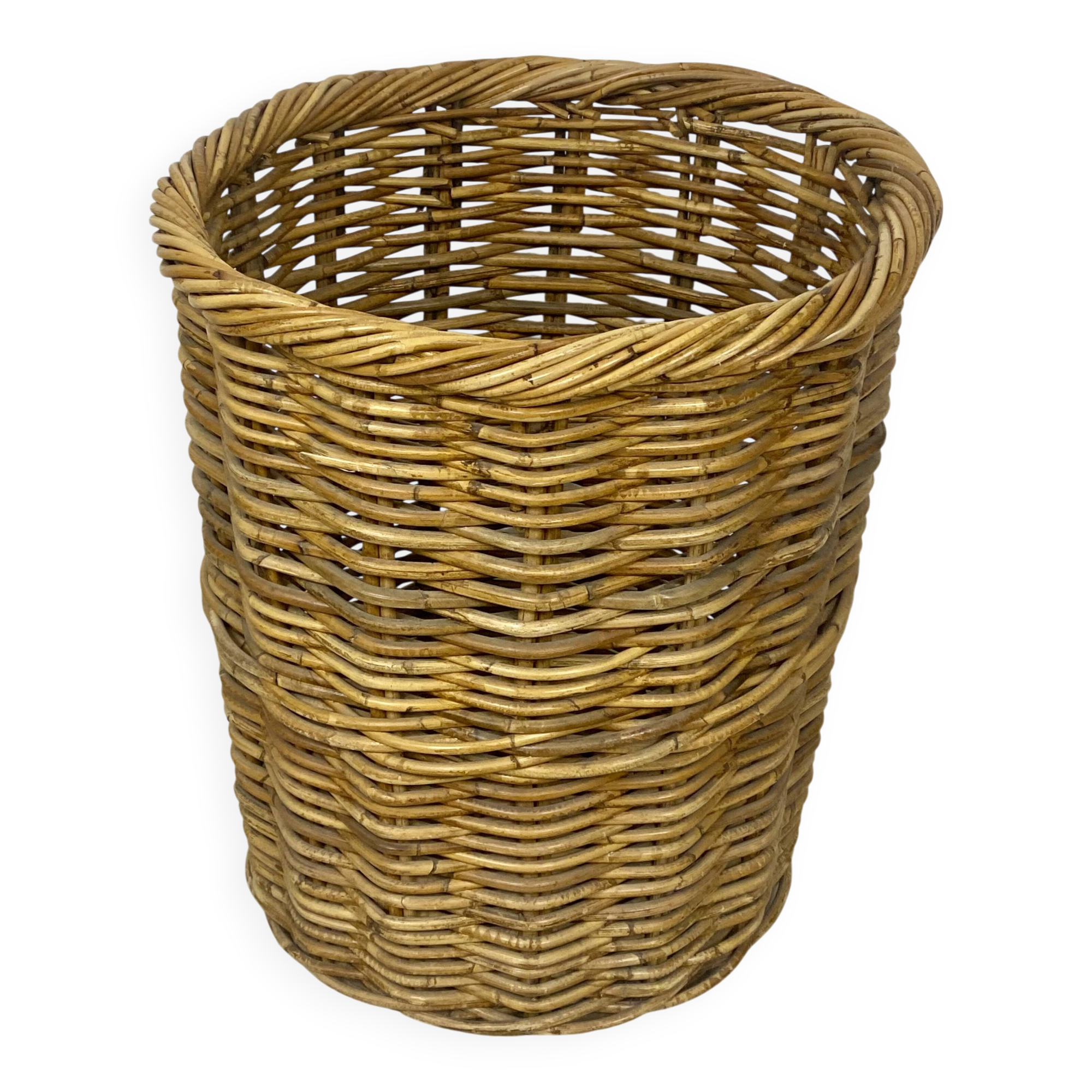 Extra Large Vintage Rattan Basket – Retro Decoration