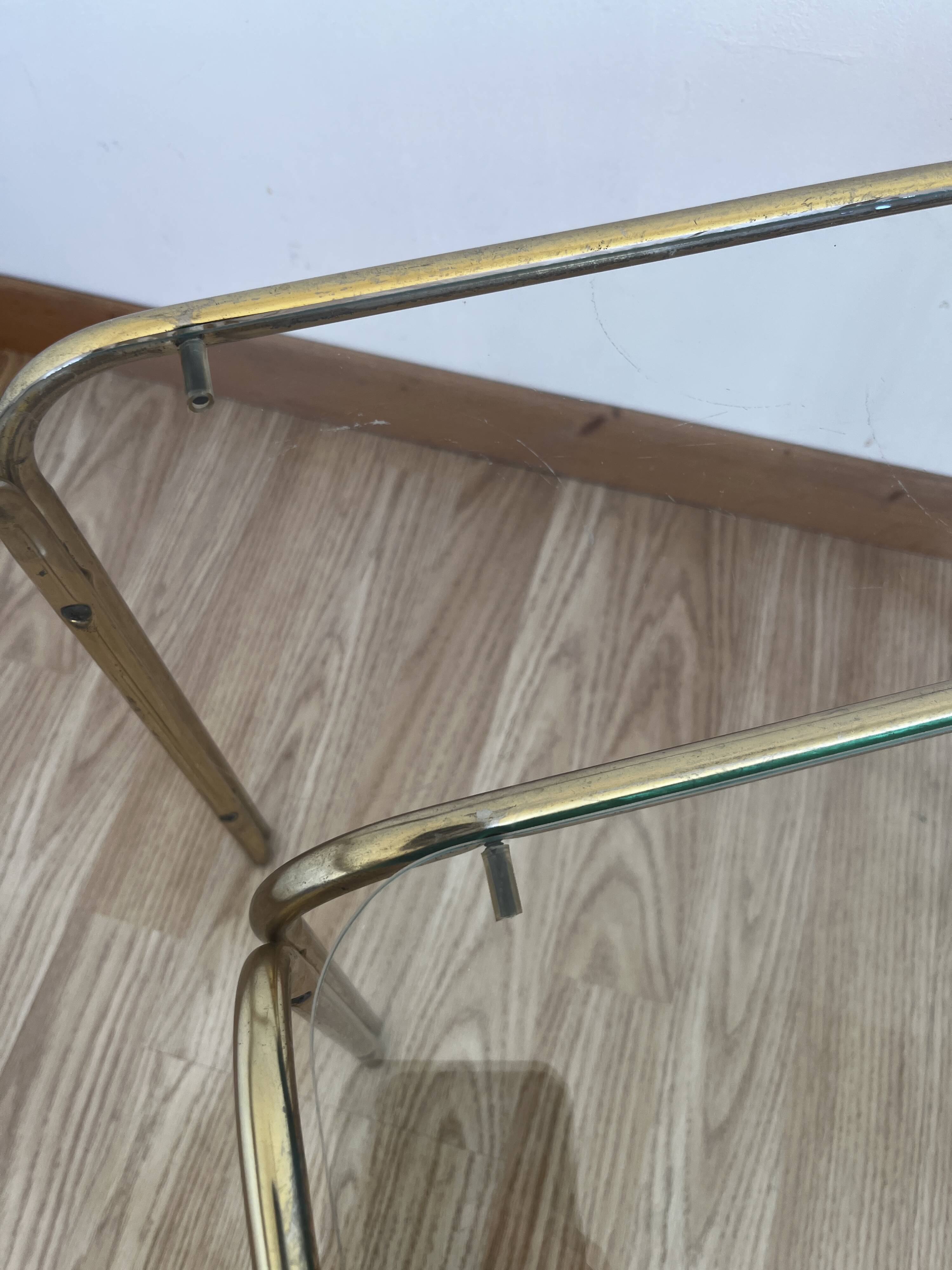 Tables gigognes doré 1970