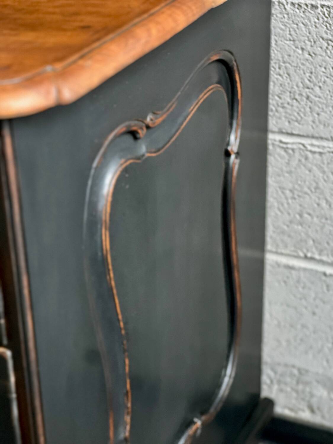 18th century patinated bombé commode