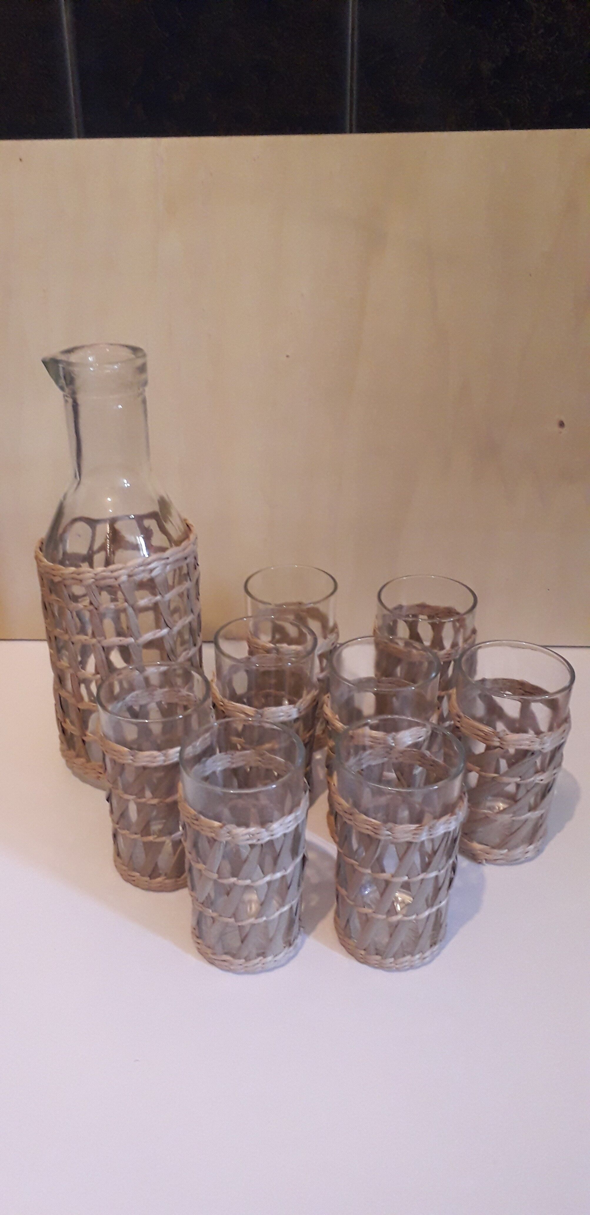 Orangeade service of 9 pieces of glass covered with rush