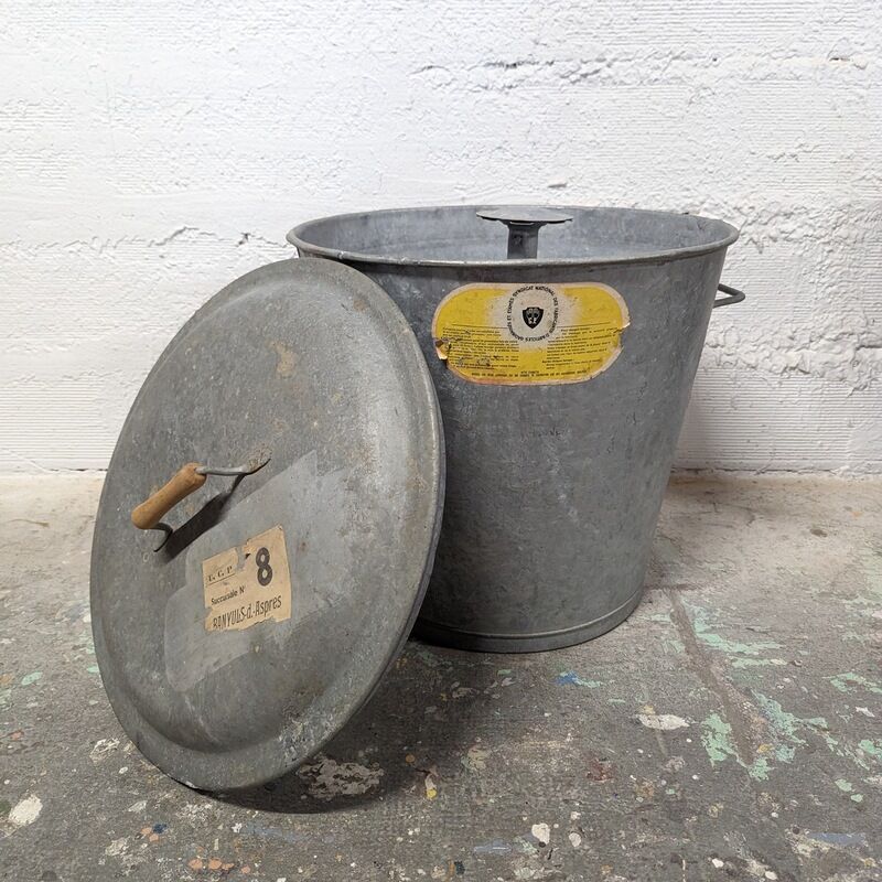 Zinc washing machine