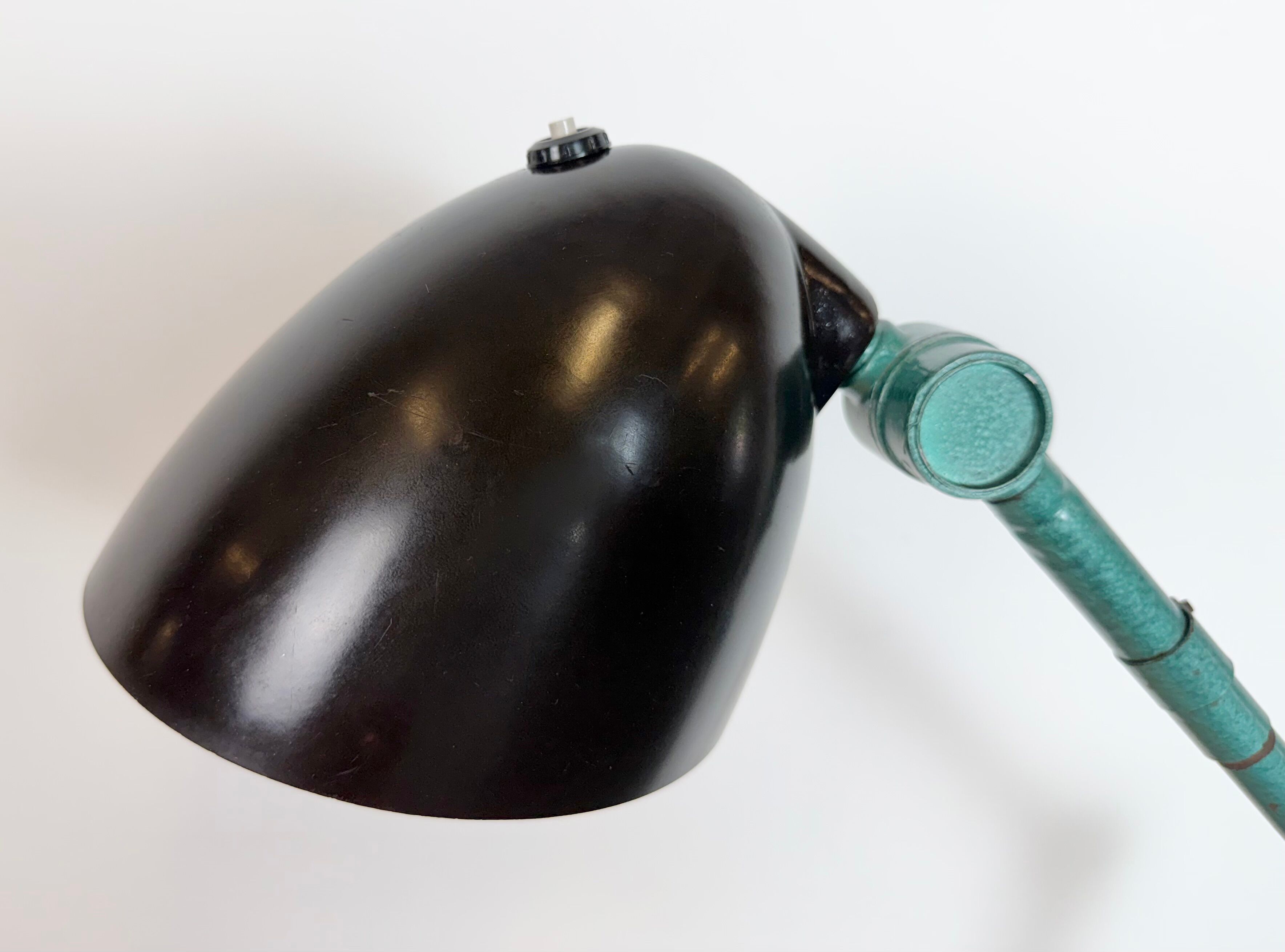 Large Green Industrial Workshop Table Lamp, 1960s