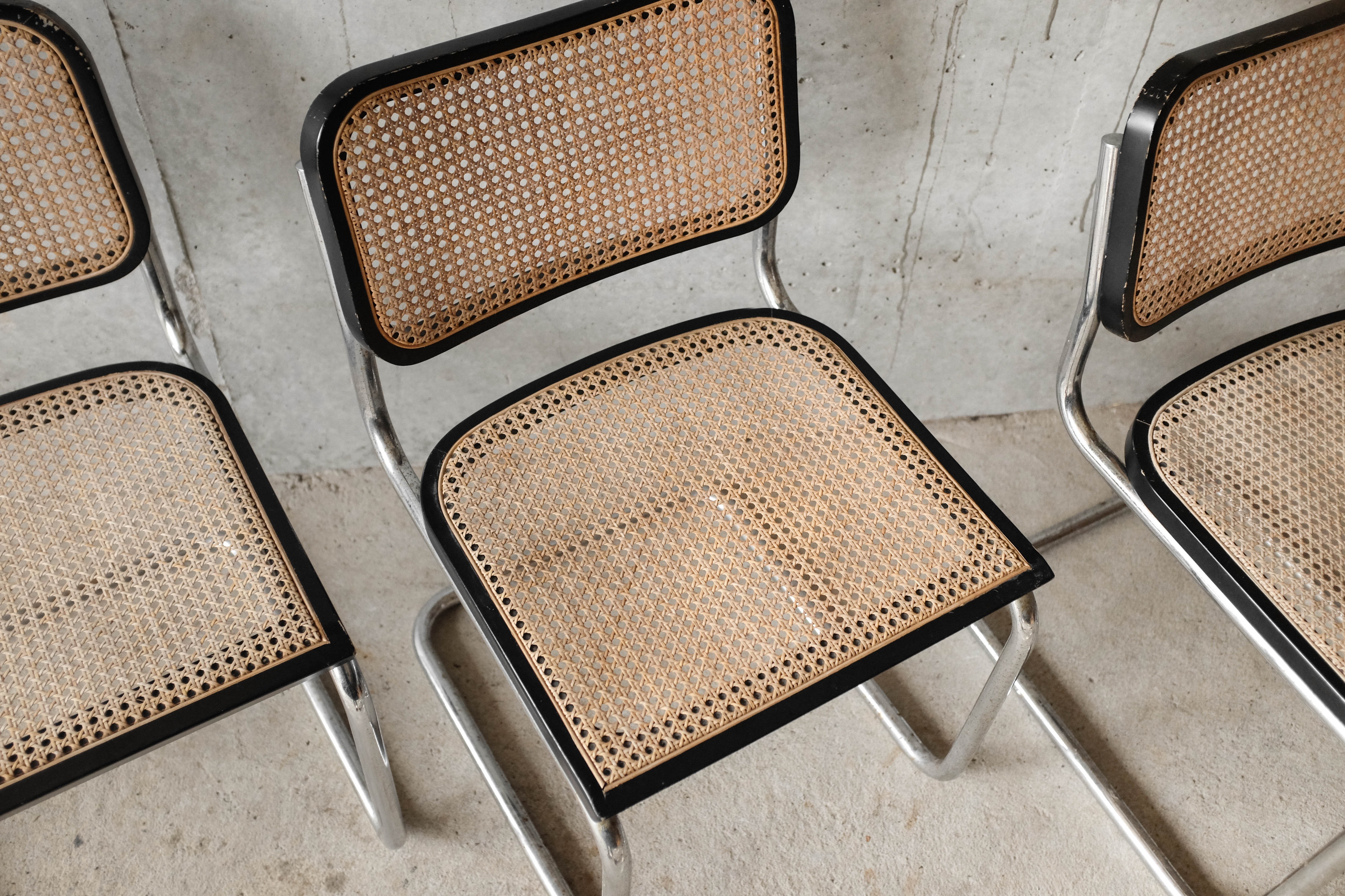 Set of 4 black cesca B32 chairs by Marcel Breuer