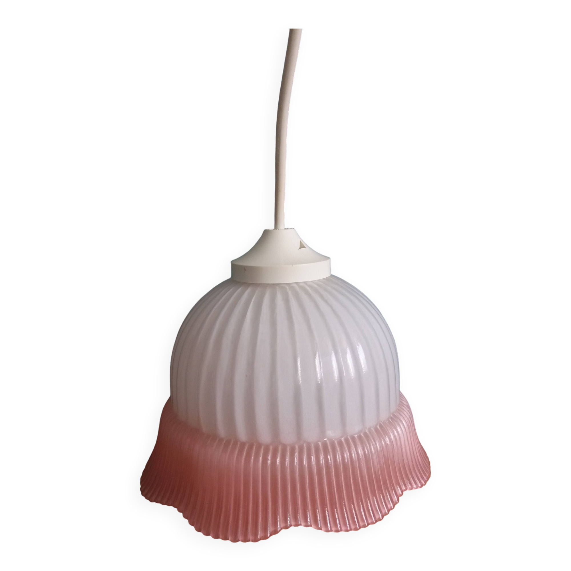 Pendant lamp with glass shade