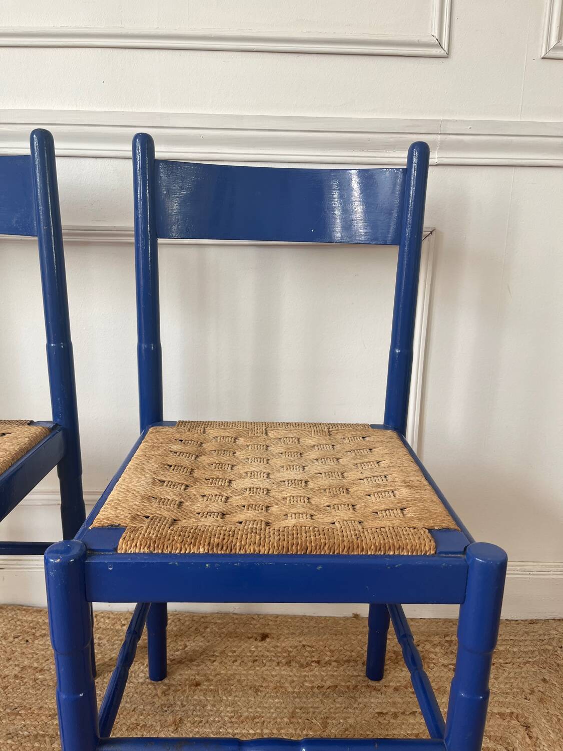 Paire de chaises en bois et corde