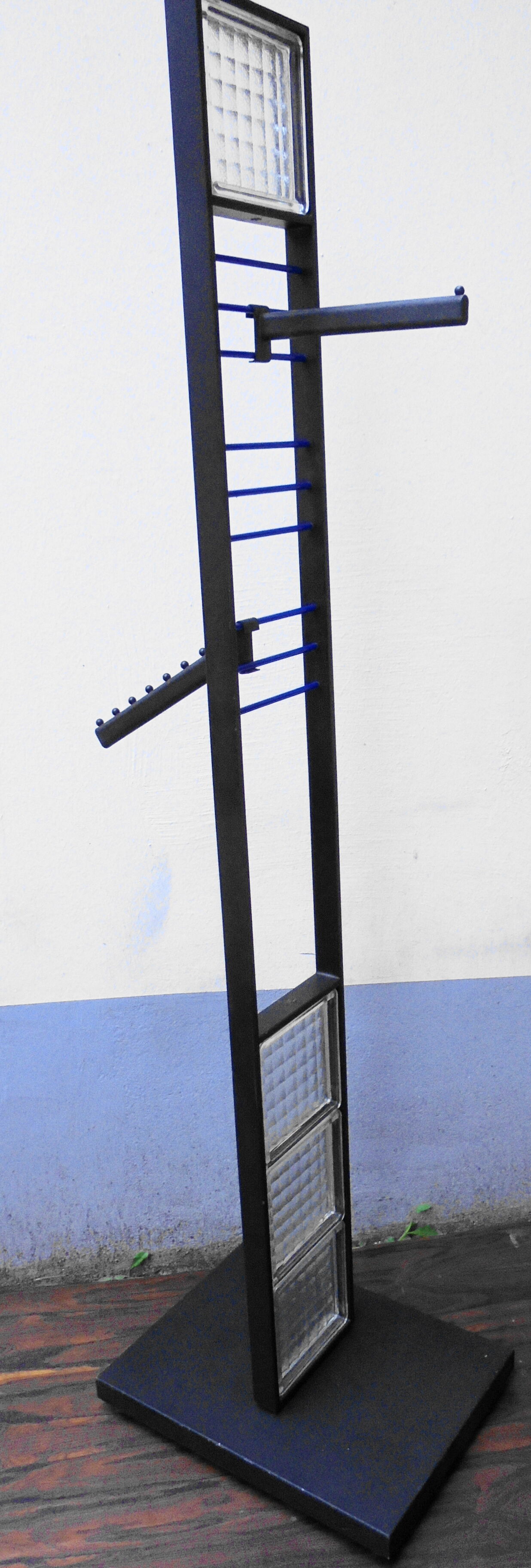 Vintage "Memphis Group" Room Valet of the 80s