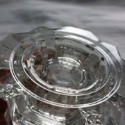 Paire de bougeoirs en verre de Reims