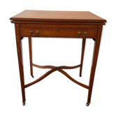 Wallet game table