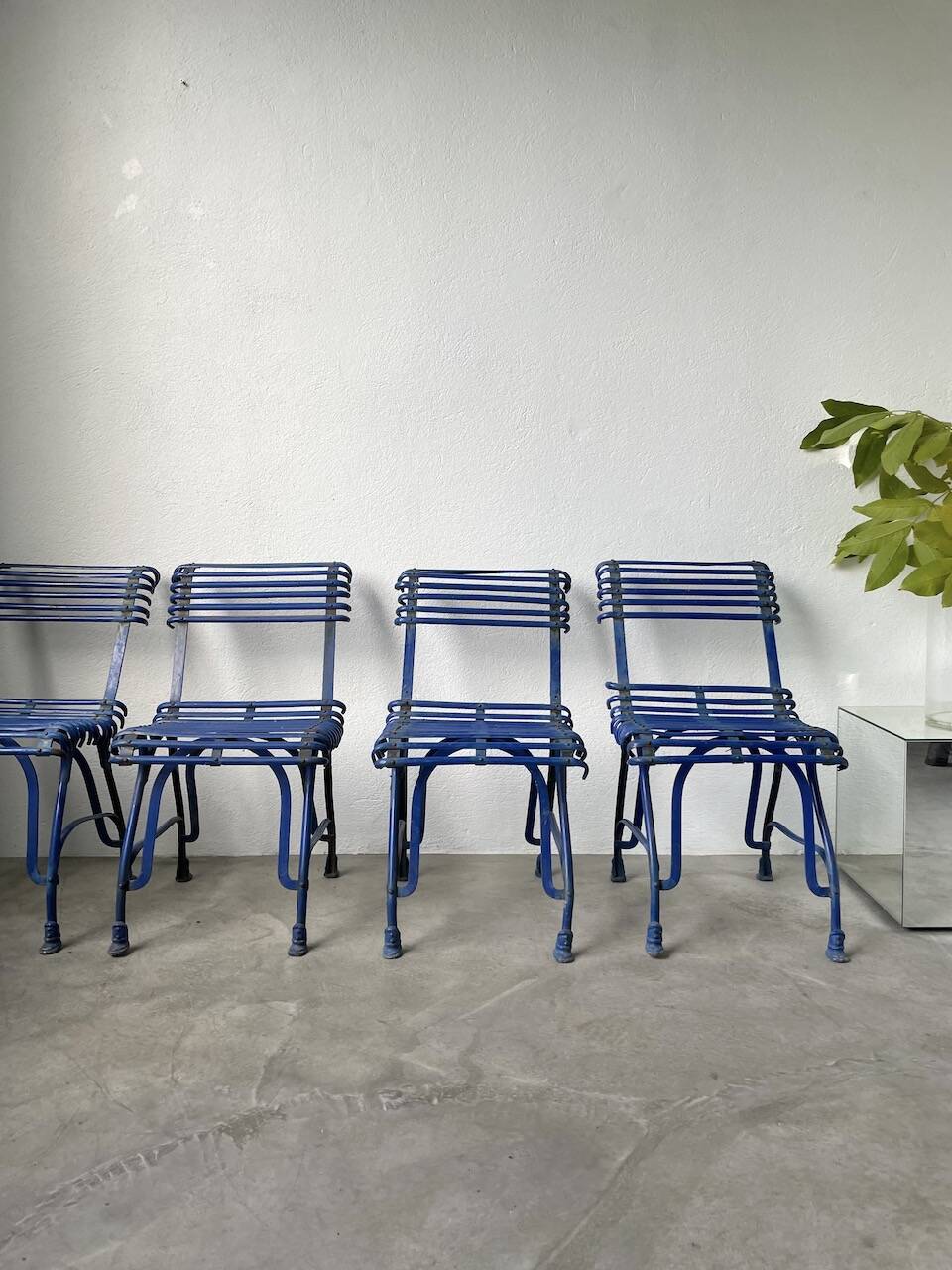 Series of 4 Arras chairs 1900