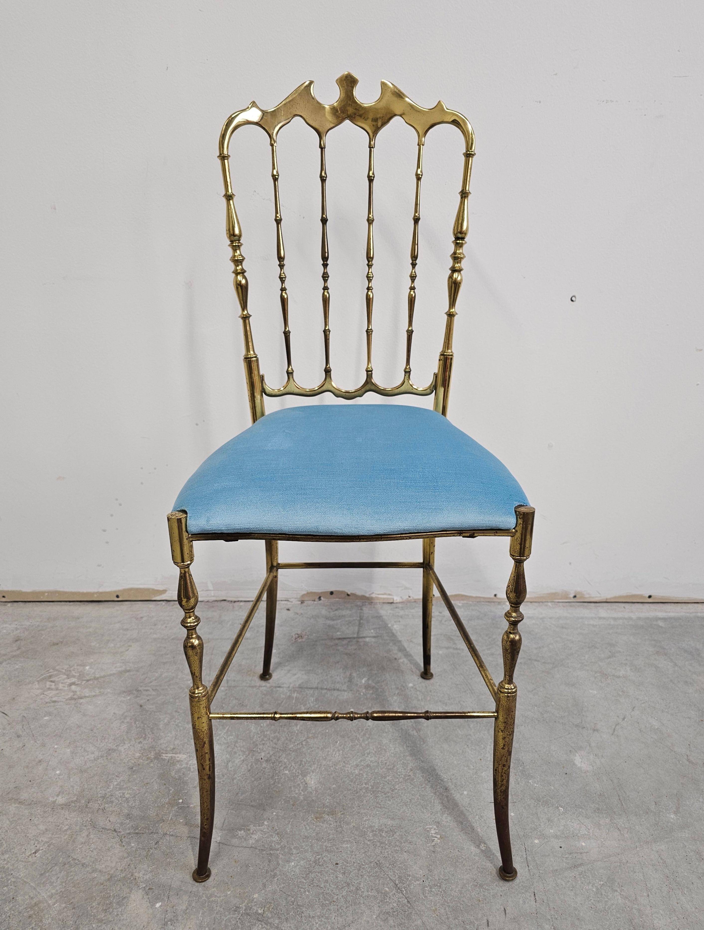 Mid-century Chiavari accent chair in solid brass with a plush seat.
