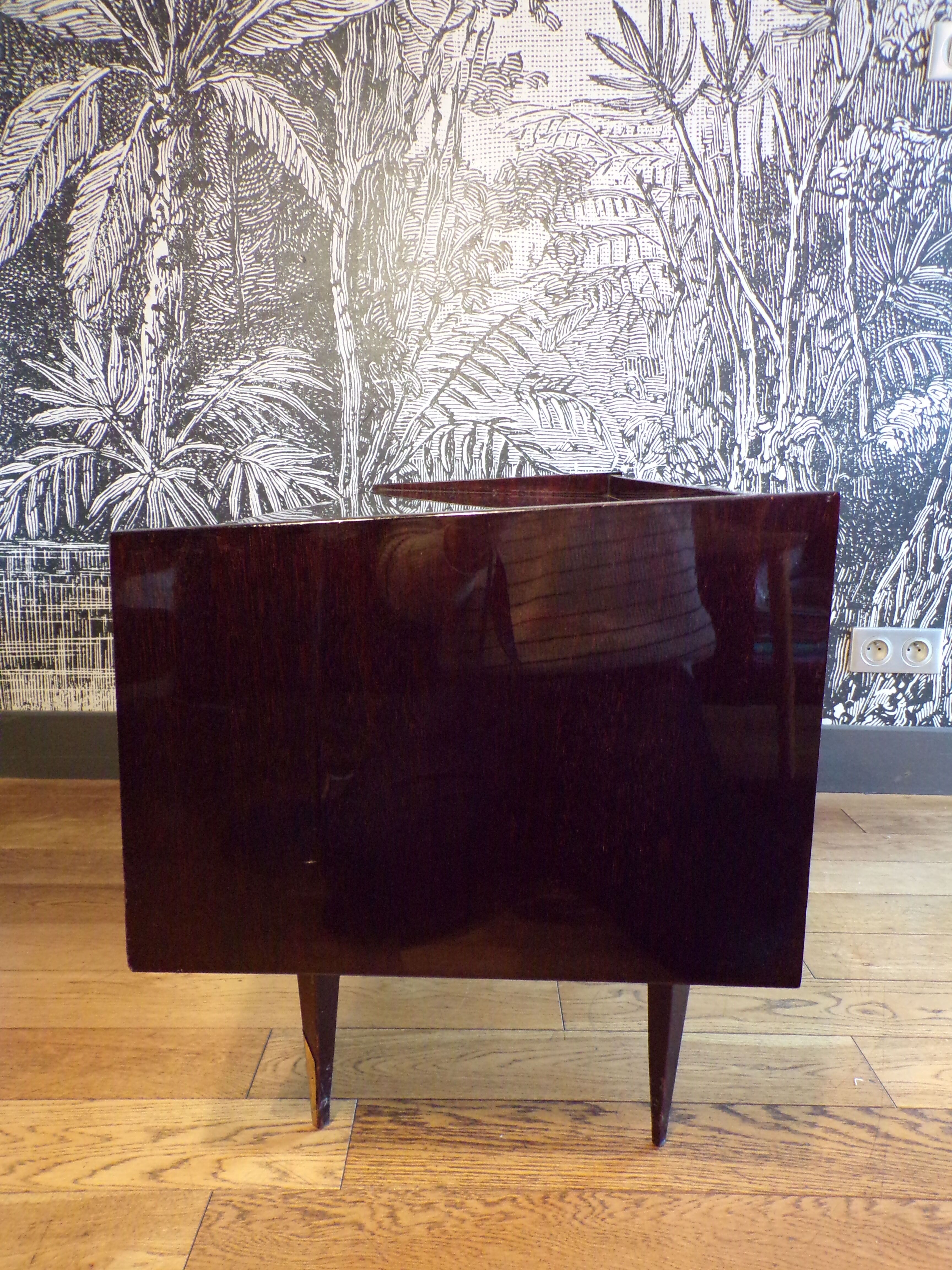 Vintage sideboard in varnished wood