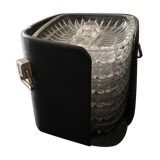 6 individual ashtrays in a leather case