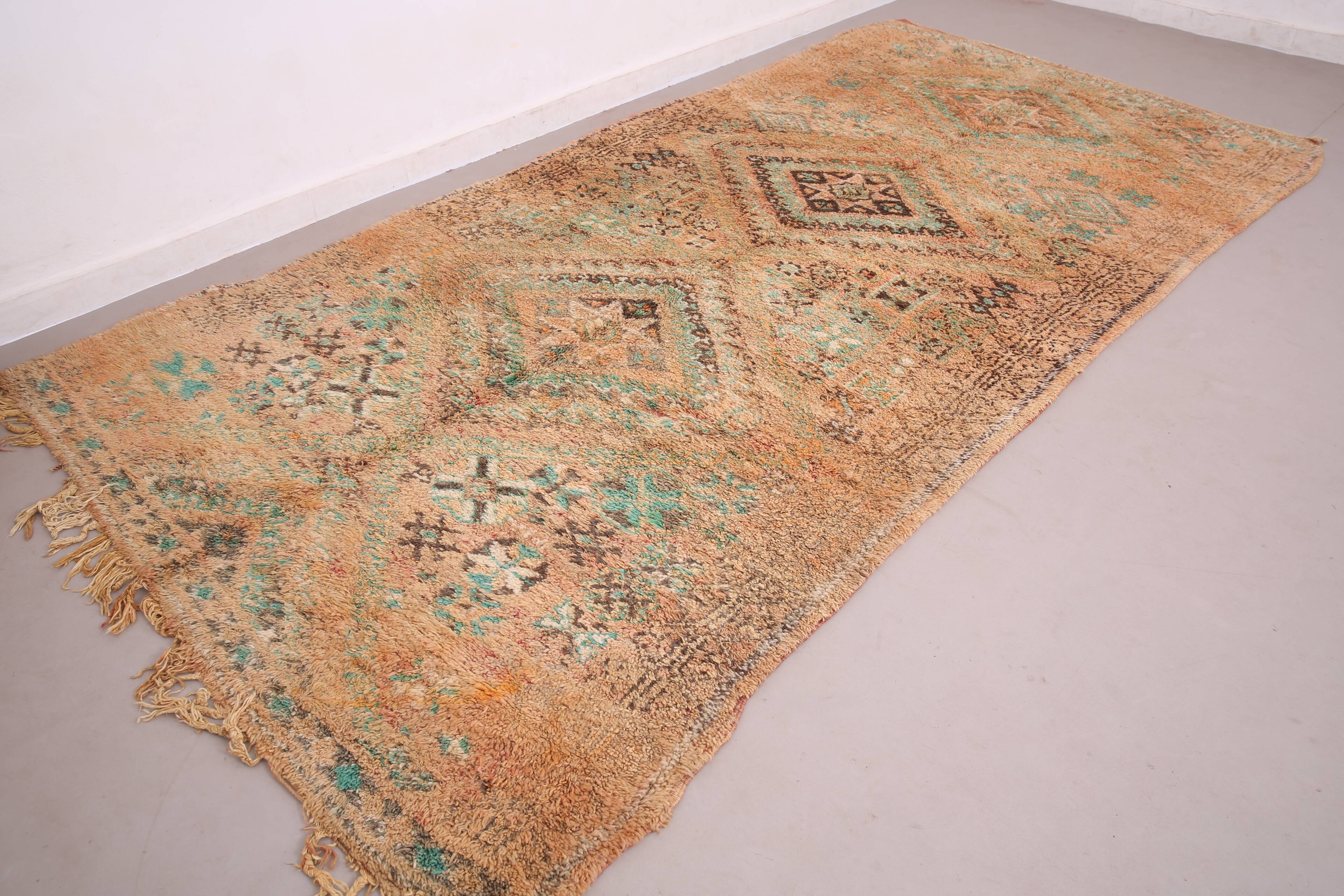 Peach Vintage Boujaad Rug 181 x 366 cm - Antique Rug - Berber wool rug