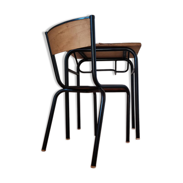 Ensemble de bureau d'écolier et chaise