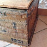 Old wooden crate explosive industrial style 50