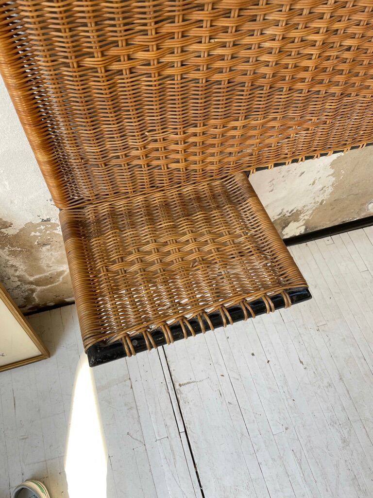 Metal and wicker headhead 50s