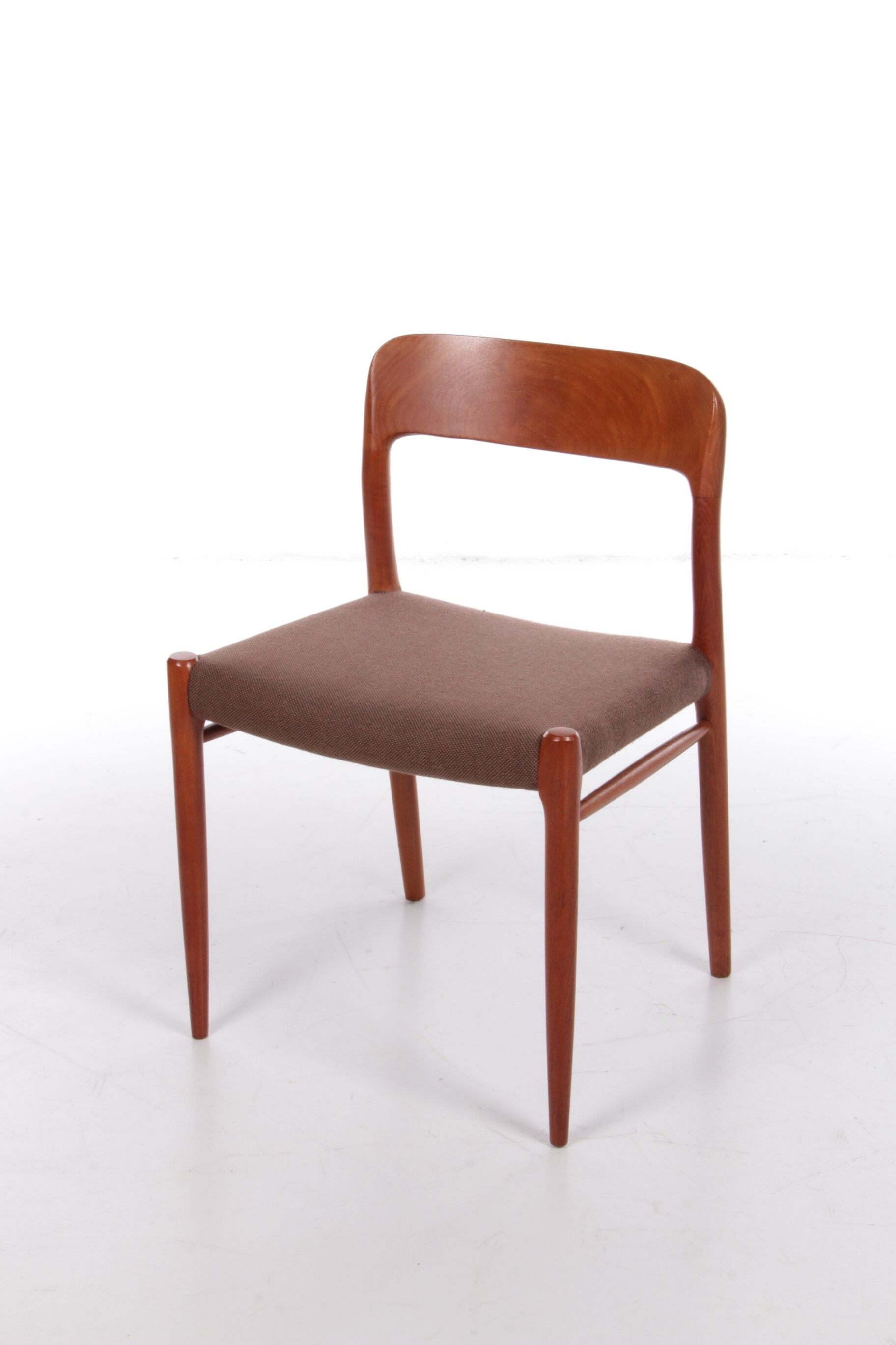 6 chaises de salle à manger Niels Moller modèle 75 Danemark 1960