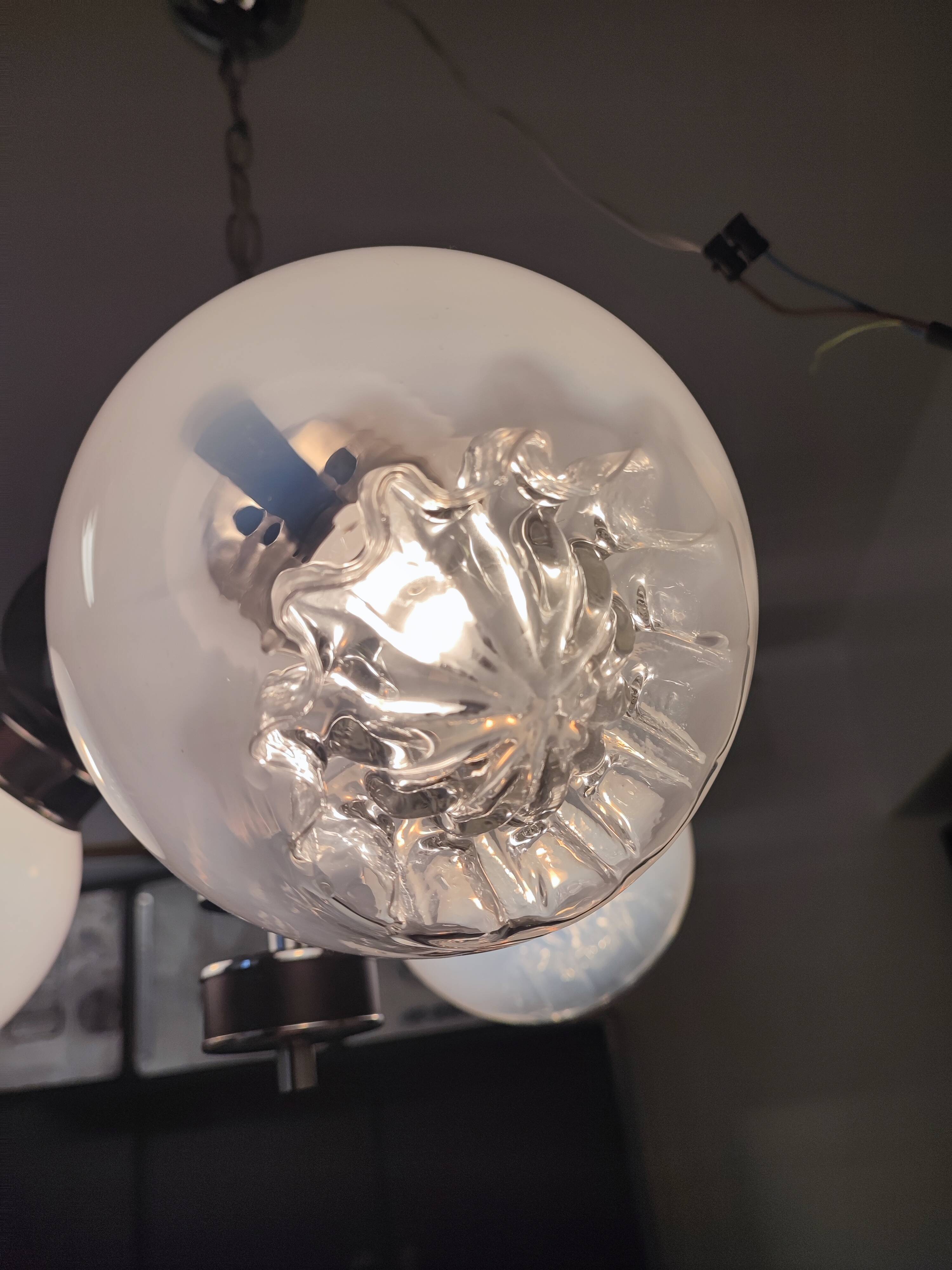 Italian 3-light chandelier attributed to Mazzega