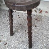 Tabouret tripode bois tourné