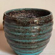 Ceramic planter with speckled enamel gadroons from the 1940s