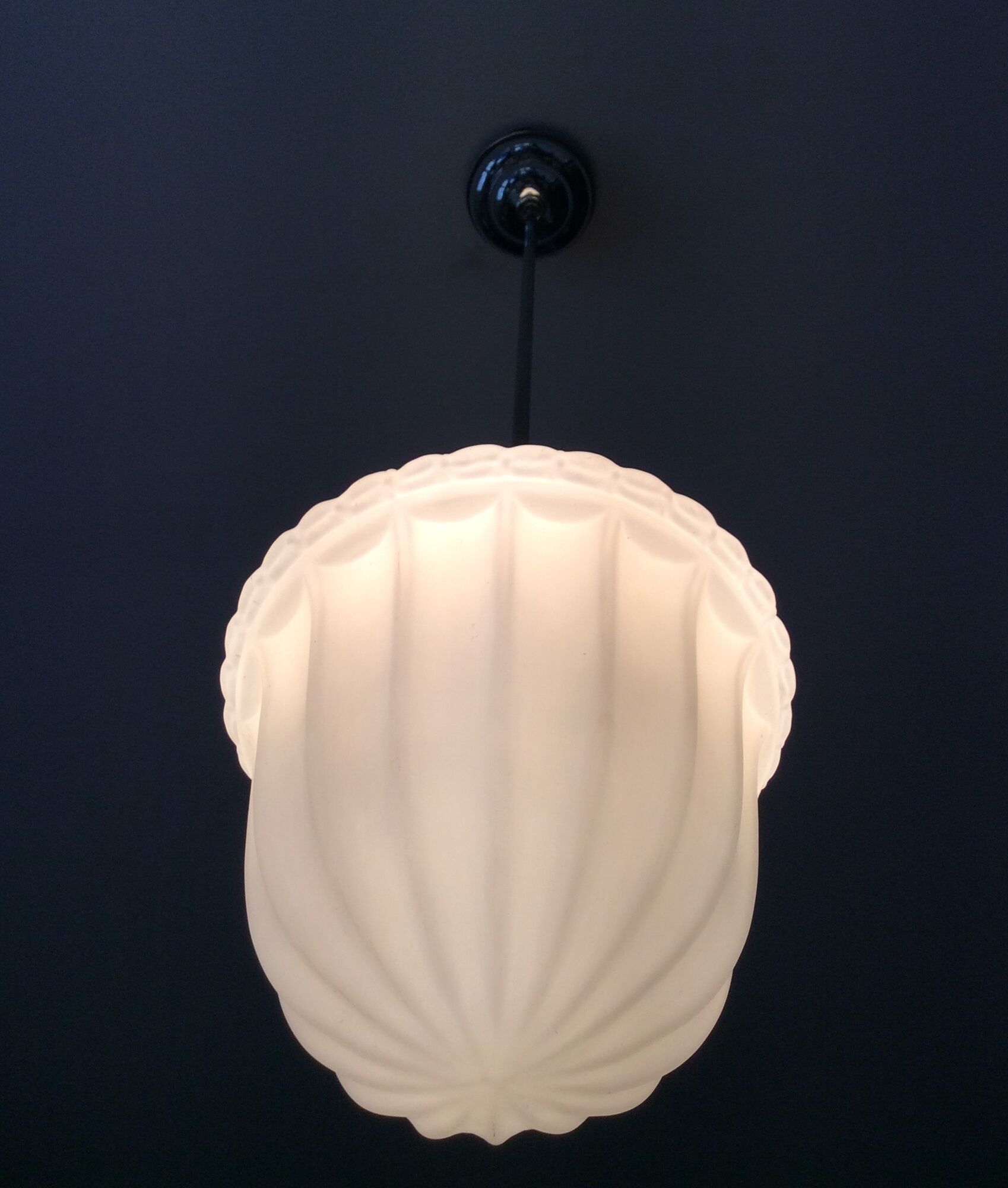 Art deco pendant lamp from the 50s in opaline and chrome metal