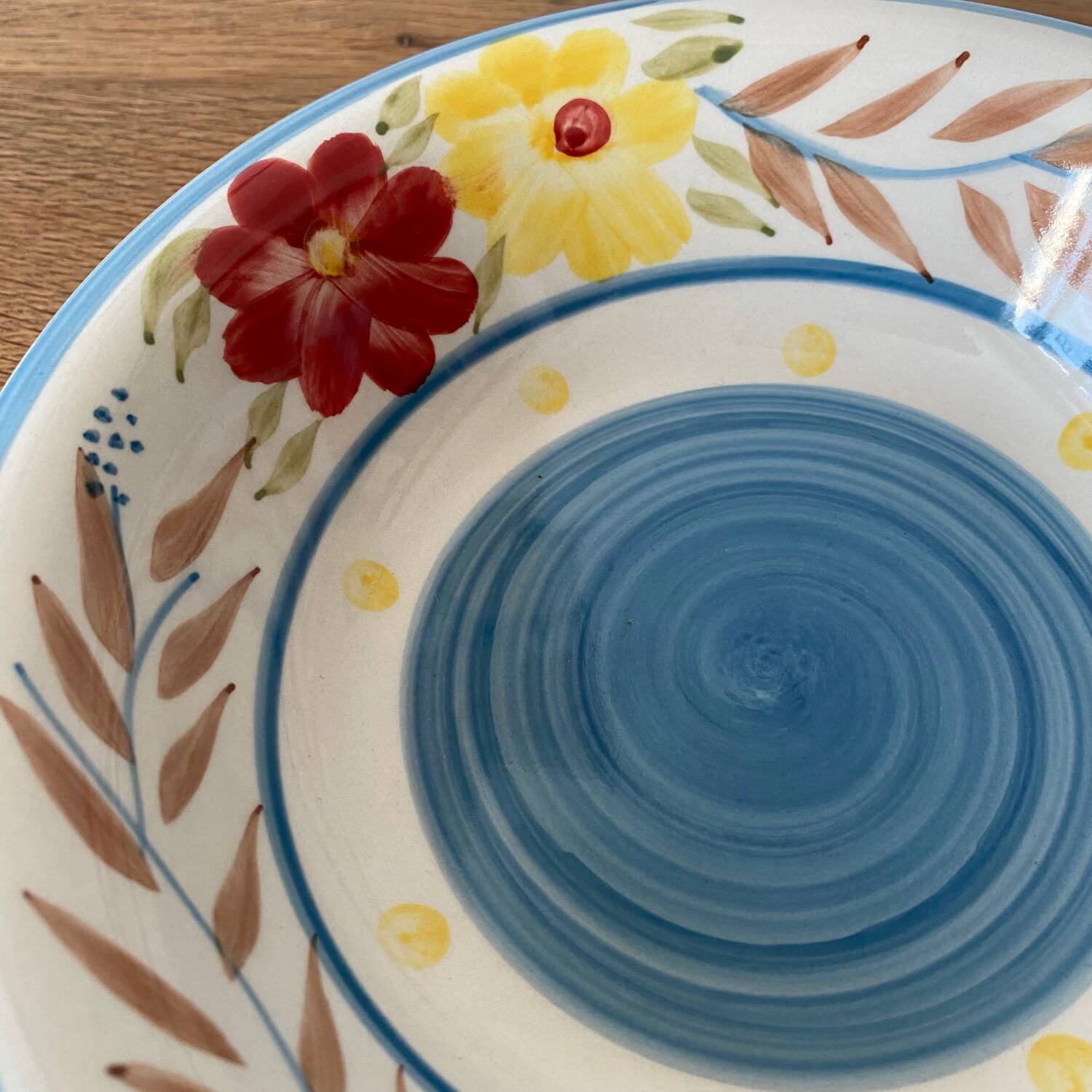 Set of two flowered soup plates
